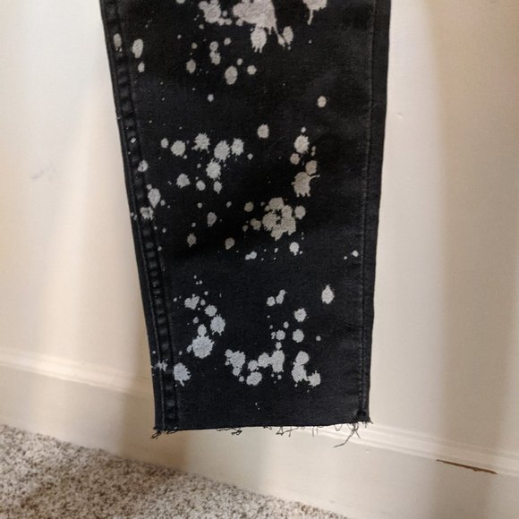 H&M Divided Black and White Splatter Print Jeans - Picture 4 of 6